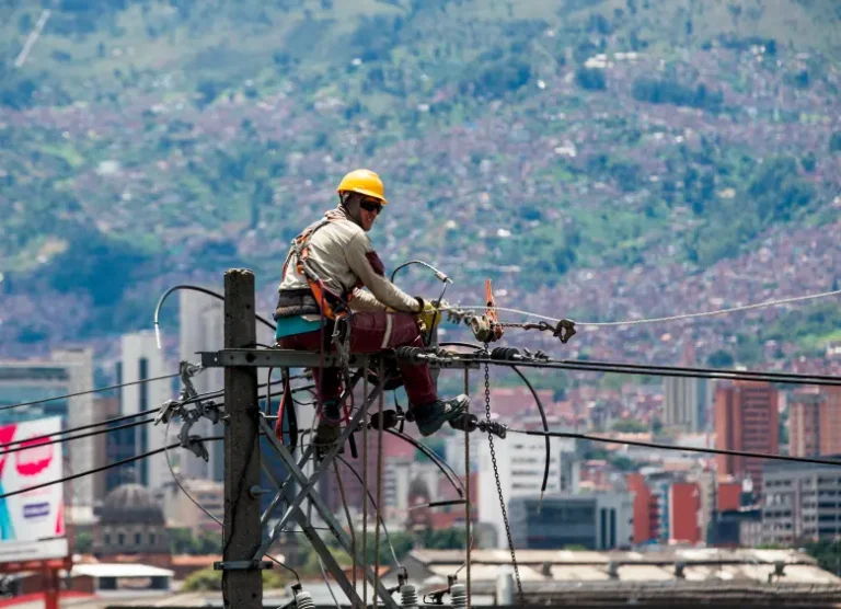 Gremios energéticos señalan que proyecto de ley del Gobierno podría subir tarifas: aquí los detalles